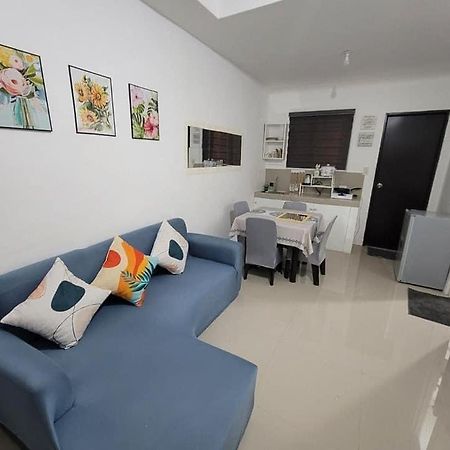 Bella 1 Bed and Breakfast Cabanatuan City Exteriör bild